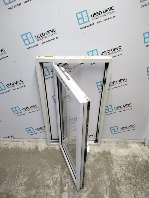 Used white upvc window 665mm x 1165mm USW102 - Image 3