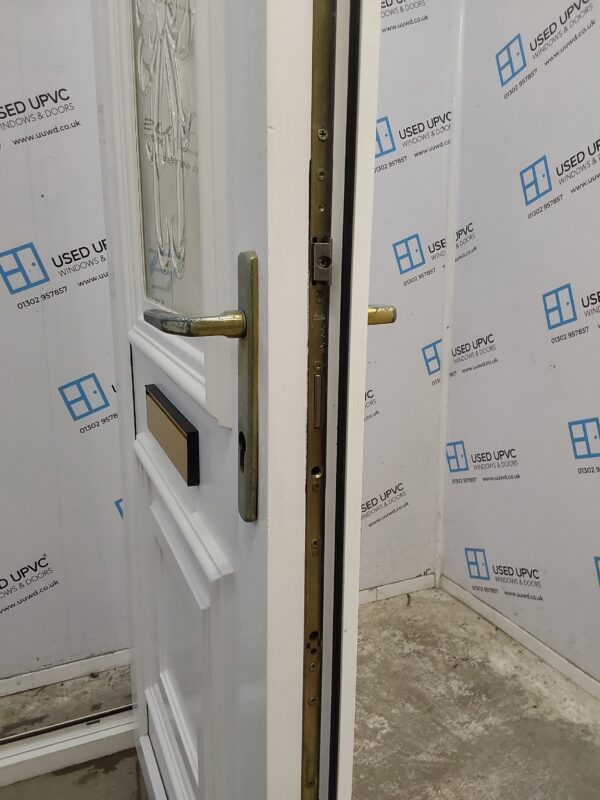 Used White Upvc Front Door 935mm x 2090mm (Reduce To 915mm) 0526 - Image 5