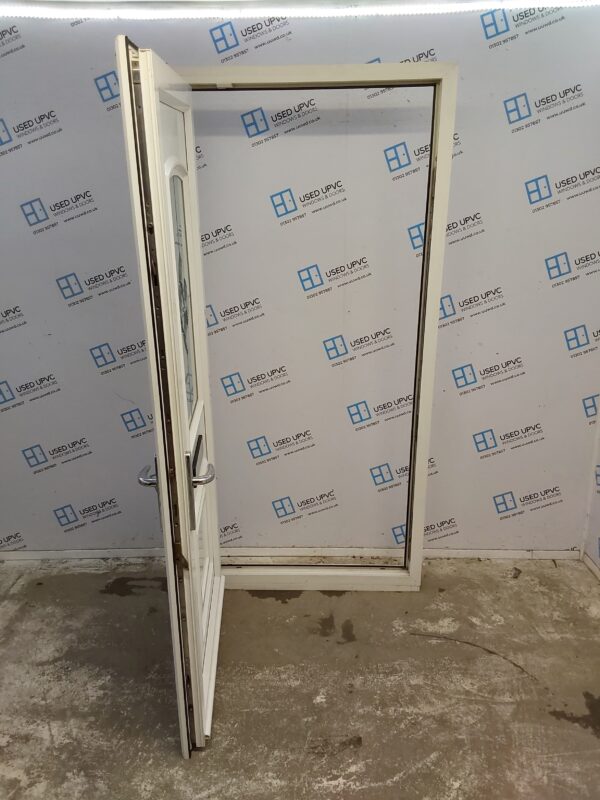 Used White Upvc Front Door 965mm x 2100mm 0441 - Image 3