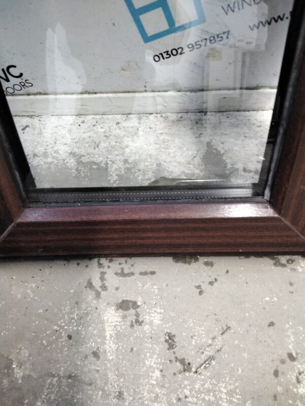 Used Woodgrain Upvc Window 490mm x 610mm W0187 - Image 5