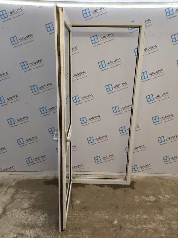 Used White Upvc Front Door 915mm x 2115mm 0202 - Image 3