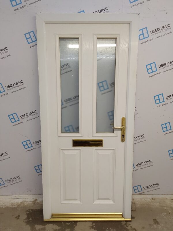 Used White Composite Front Door 910mm x 2010mm C11D71