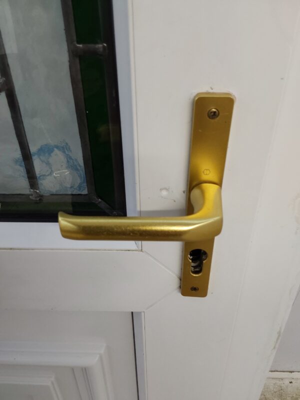 Used White Upvc Front Door 920mm x 2090mm 0721 - Image 9