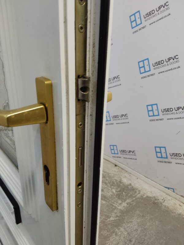 Used White Upvc Front Door 910mm x 2090mm (reduce to 890mm) C10D48 - Image 6