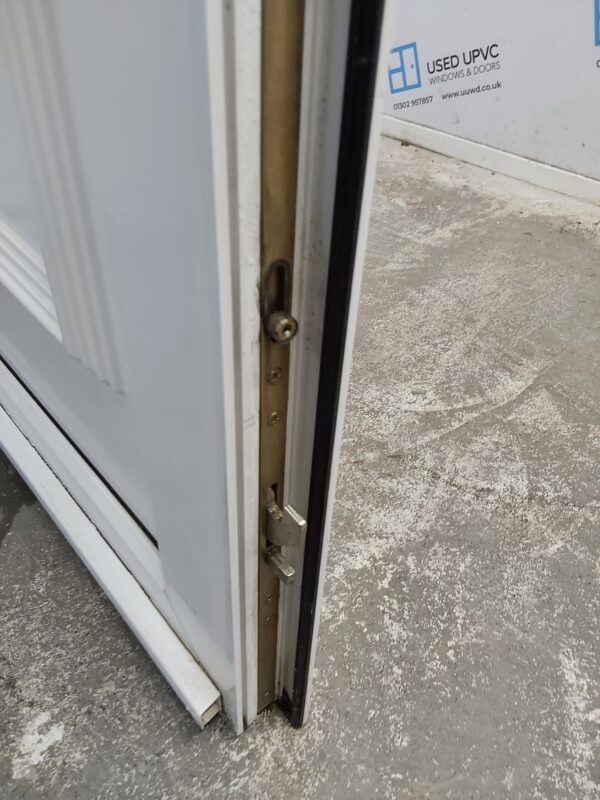 Used White Upvc Front Door 910mm x 2090mm (reduce to 890mm) C10D48 - Image 7