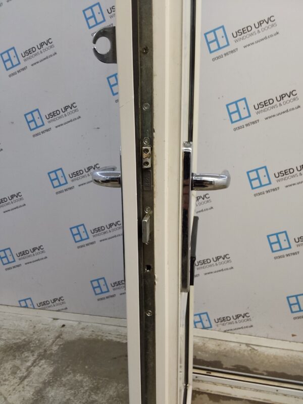 Used White Upvc Front Door 880mm x 2075mm C6032 - Image 5