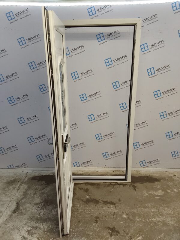 Used White Upvc Front Door 945mm x 2105mm 0542 - Image 3