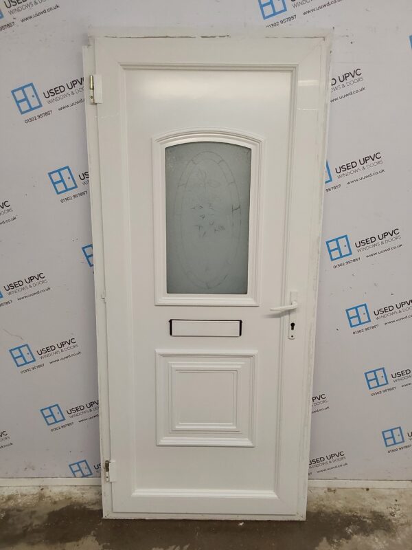Used White Upvc Front Door 920mm x 2055mm 0518 - Image 2