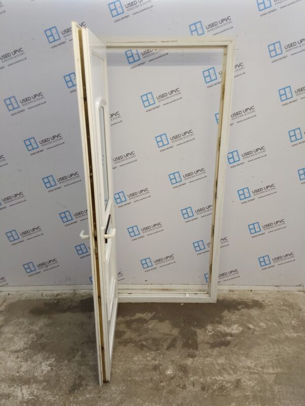 Used White Upvc Front Door 920mm x 2055mm 0518 - Image 3