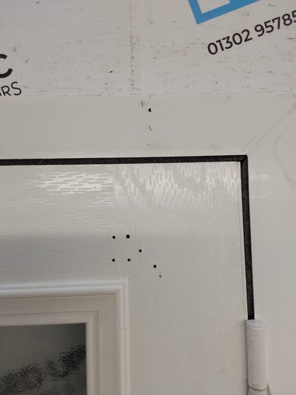 Used White Composite Front Door 910mm x 2010mm C11D71 - Image 10