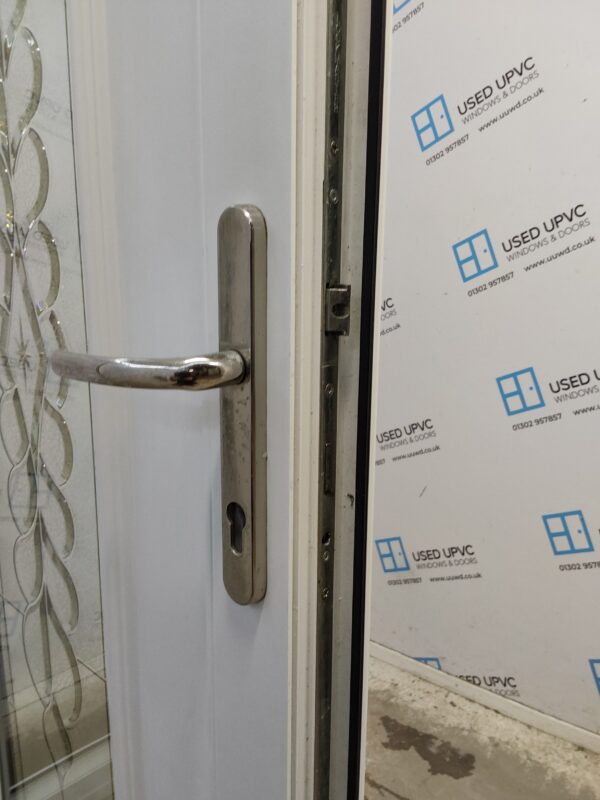 Used White Upvc Front Door 930mm x 2080mm (Reduce To 910mm) C11D02 - Image 5