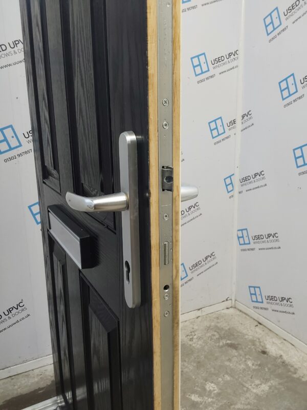 Used Black Composite Front Door 890mm x 2010mm C12D05 - Image 5