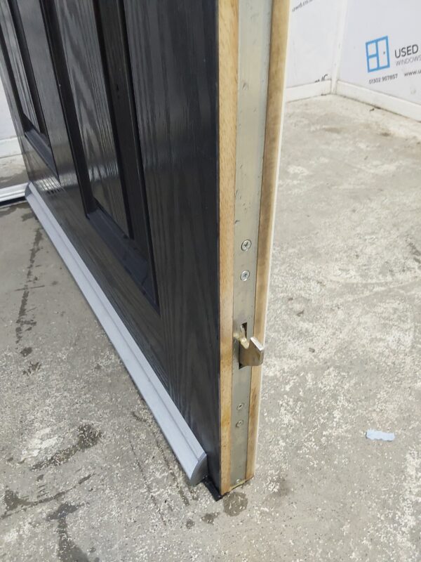 Used Black Composite Front Door 890mm x 2010mm C12D05 - Image 6