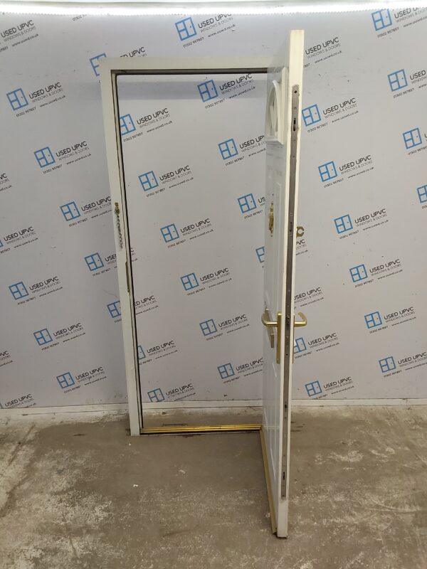 Used White Composite Front Door 905mm x 2080mm C12D11 - Image 3