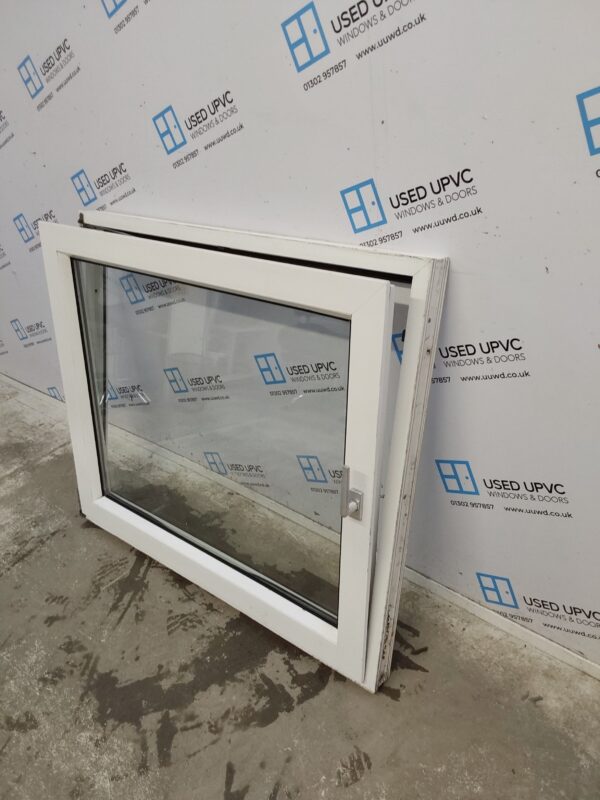 Used White Upvc Tilt And Turn Window 1195mm x 1015mm C5028 - Image 3