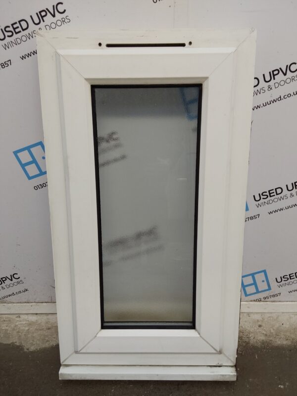 Used White Upvc Window 500mm x 910mm C4B019