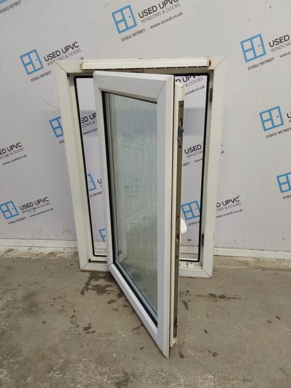 Used White Upvc Window 670mm x 1005mm W0333 - Image 3