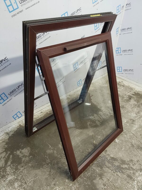 Used Rosewood Upvc Window 900mm x 1175mm LW0123 - Image 4