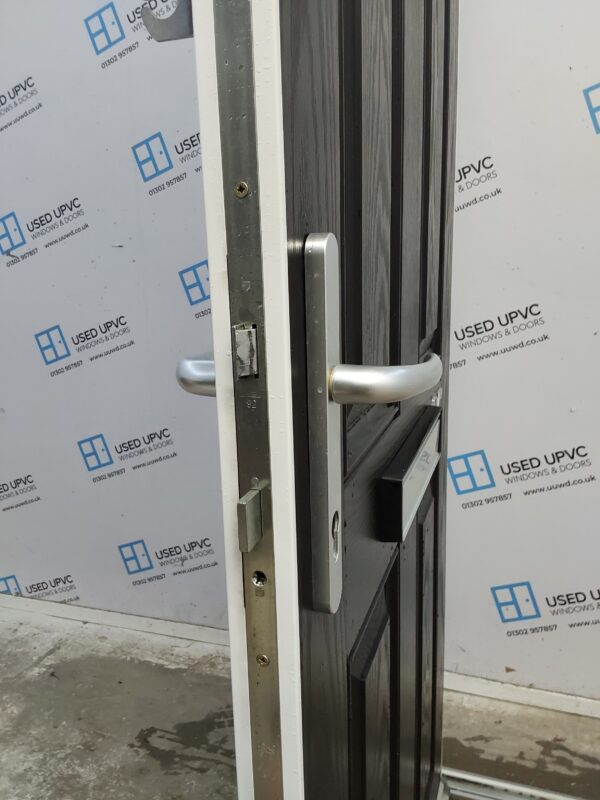 Used Black Composite Front Door 915mm x 2000mm 0020 - Image 5