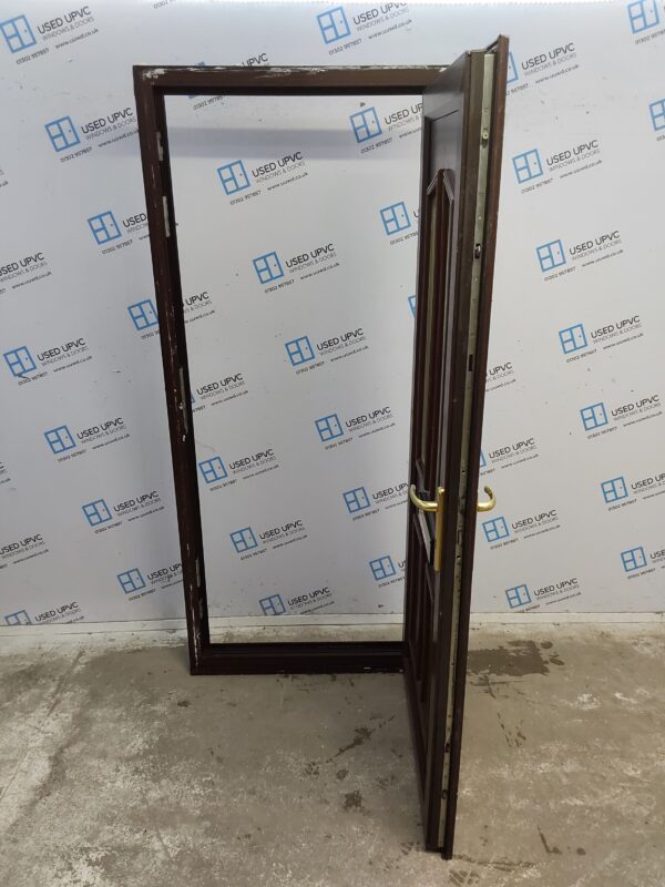 Used Woodgrain Upvc Front Door 910mm x 2065mm (Reduce To 890mm) C12D38 - Image 3