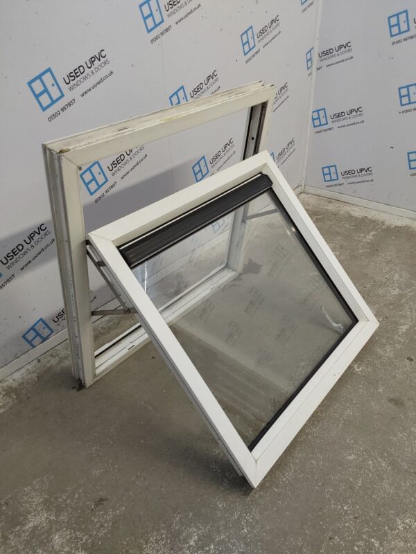 Used White Upvc Window 905mm x 845mm C2A005 - Image 3