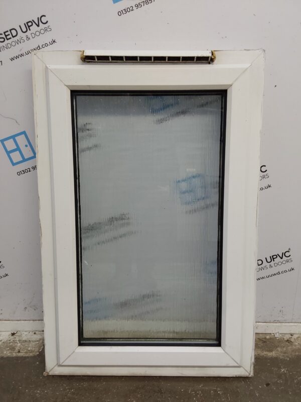 Used White Upvc Window 670mm x 1005mm C4W037