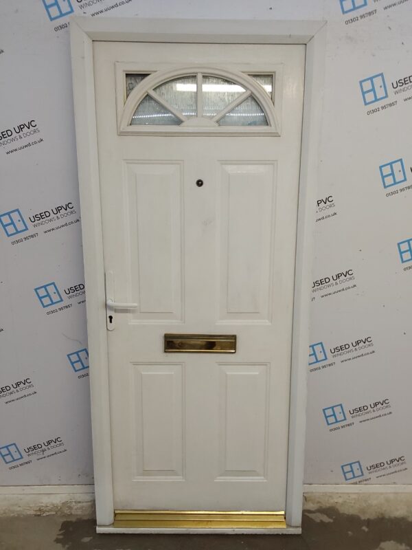 Used White Composite Front Door 895mm x 2060mm C10D46