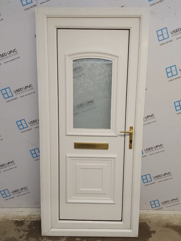 Used White Upvc Front Door 920mm x 2040mm (reduce to 900mm) 0050