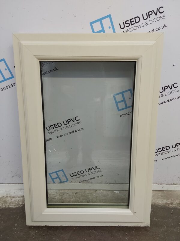 Used Cream Upvc Window 600mm x 880mm C2002