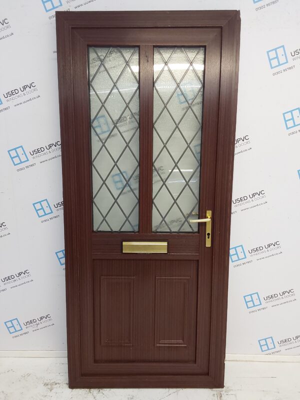 Used Woodgrain Upvc Front Door 905mm x 2045mm (reduce to 890mm) 0226