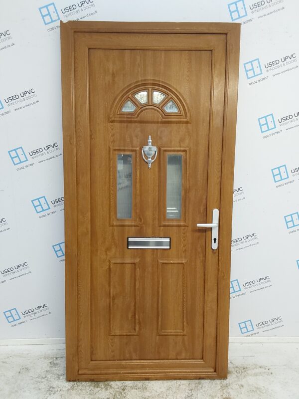 Used Oak Upvc Front Door 980mm x 2080mm C7D072