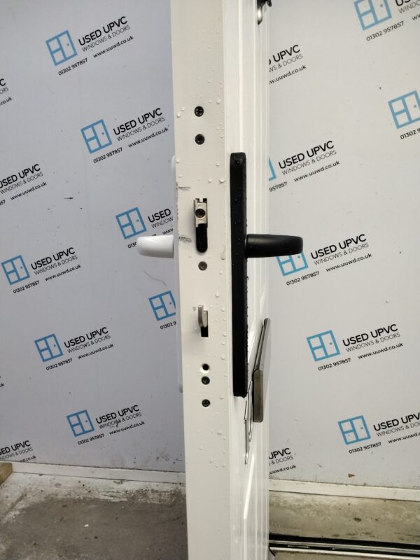 Brand New White Composite Front Door 920mm x 1970mm C1ND85 - Image 5