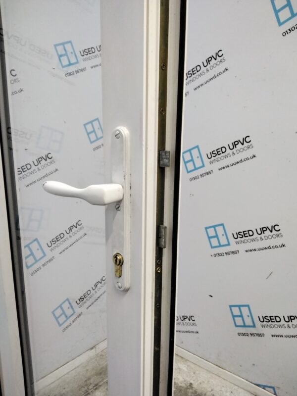 Used White Upvc French Doors 1180mm x 2035mm EA1 - Image 4