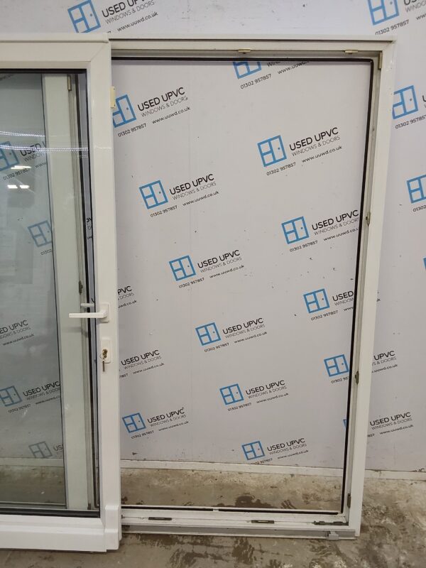 Used White Upvc Sliding Patio Doors 2345mm x 1925mm EA4 - Image 5