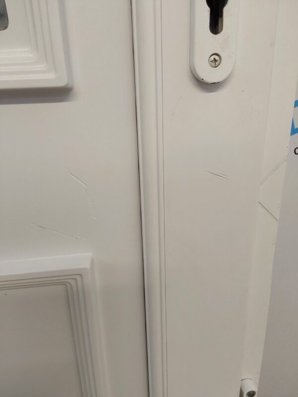 Used White Upvc Back Door 950mm x 2090mm (reduce to 920mm x 2060mm) C7D037 - Image 4