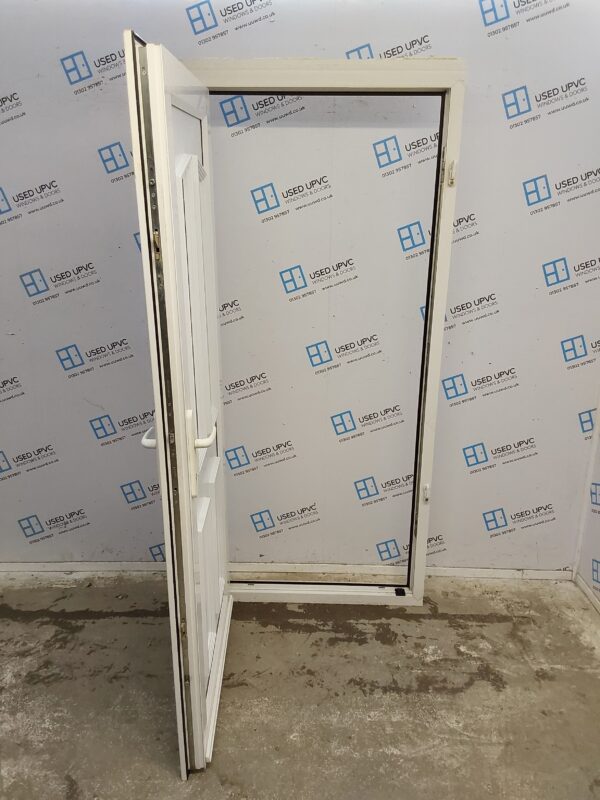 Used White Upvc Back Door 950mm x 2090mm (reduce to 920mm x 2060mm) C7D037 - Image 3