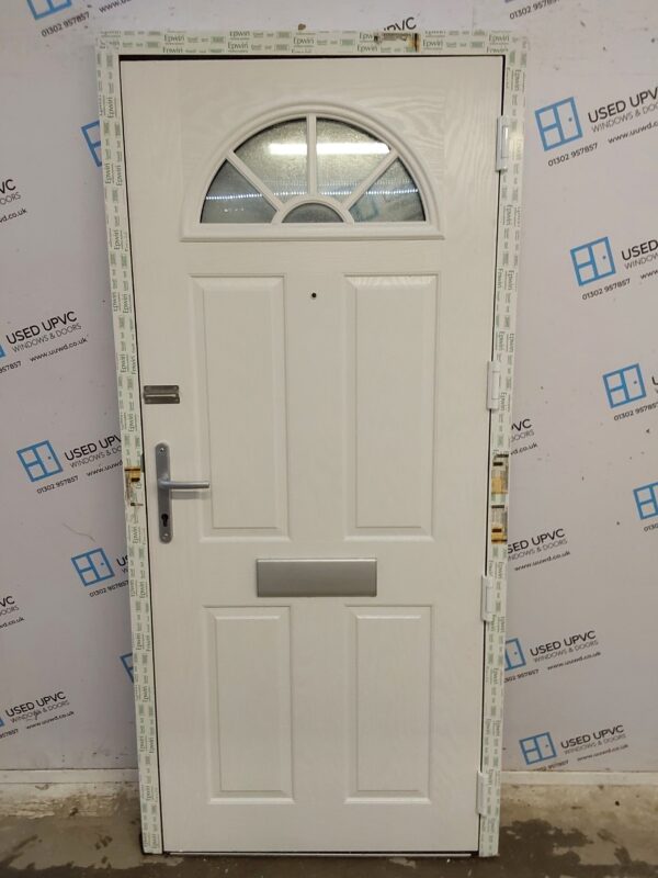 Brand New White Composite Front Door 940mm x 2025mm C1ND83 - Image 2