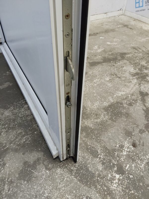 Used White Upvc Back Door 985mm x 2060mm (reduce to 965mm) 0781 - Image 7