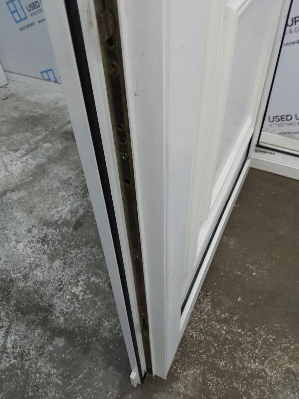 Used White Upvc Front Door 905mm x 2090mm (reduce to 890mm) 0691 - Image 6