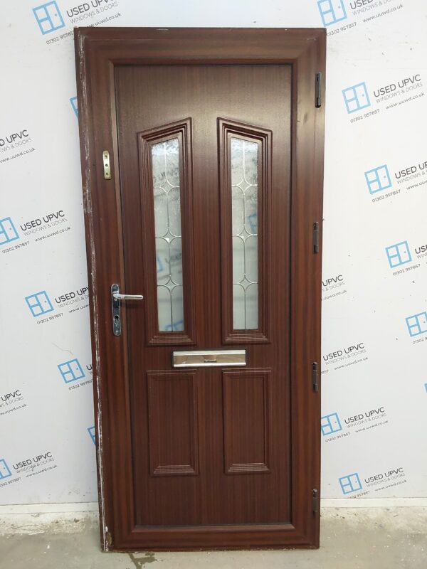 Used Woodgrain Upvc Front Door 920mm x 2080mm (Reduce To 905mm) 0669 - Image 2