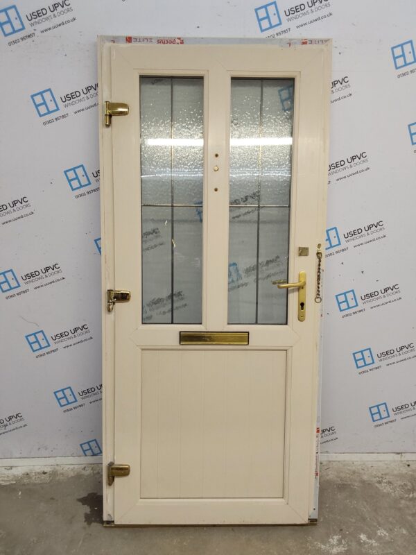 Used Cream Upvc Front Door 950mm x 2085mm (Reduce To 935mm) 0382 - Image 2