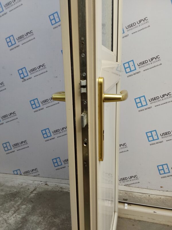 Used Cream Upvc Stable Door 920mm x 2100mm (Reduce To 900mm) 0226 - Image 7