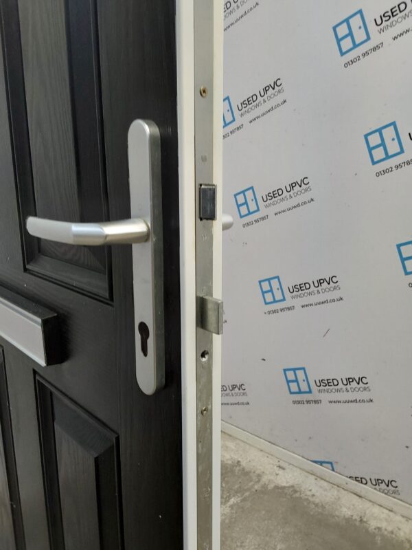 Used Black Composite Front Door 910mm x 2010mm 0184 - Image 5