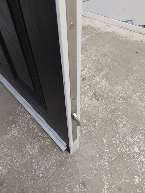 Used Black Composite Front Door 910mm x 2010mm 0184 - Image 6