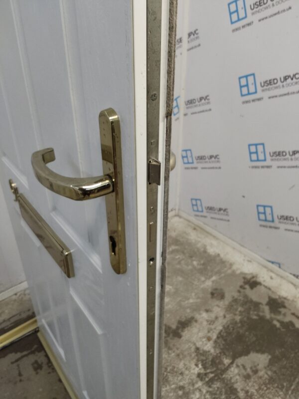 Used White Composite Front Door 905mm x 2025mm 0739 - Image 5