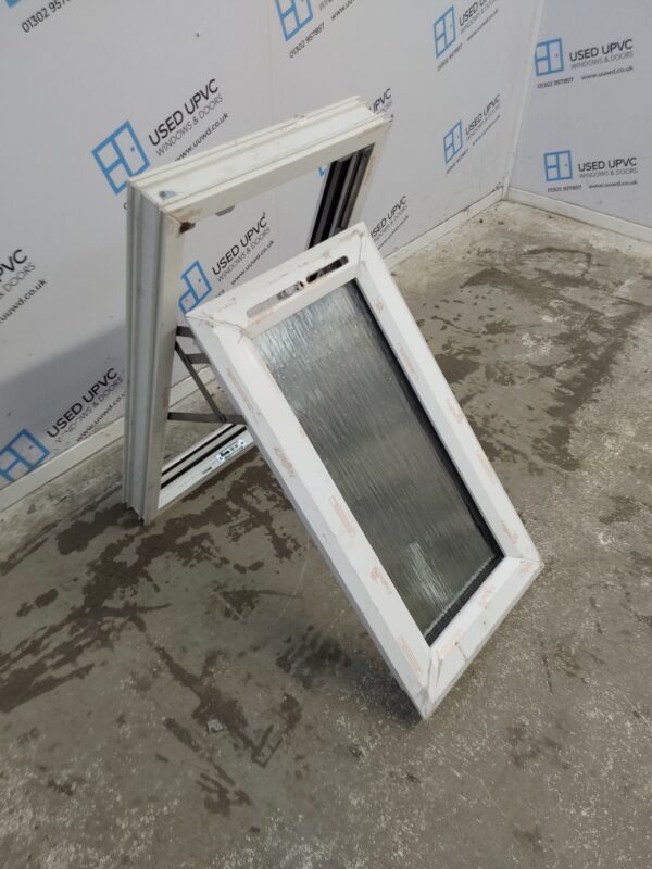 Brand New White Upvc Window 430mm x 740mm C2109 - Image 4