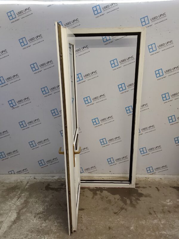 Used White Upvc Front Door 840mm x 2025mm C7D041 - Image 3