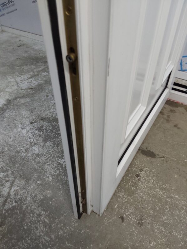 Used White Upvc Front Door 840mm x 2025mm C7D041 - Image 6