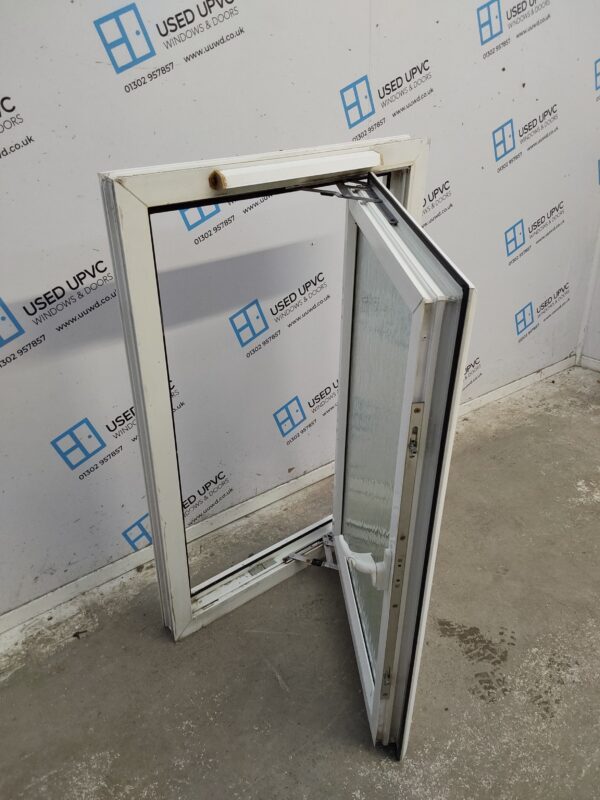 Used White Upvc Window 670mm x 1005mm C2115 - Image 3