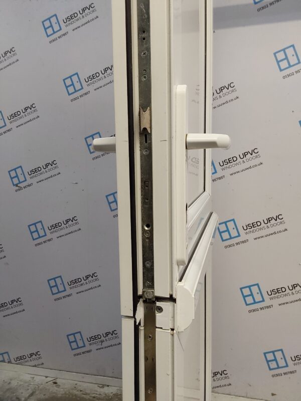 Used White Upvc Stable Door 920mm x 2010mm (Reduce To 900mm) 0565 - Image 5